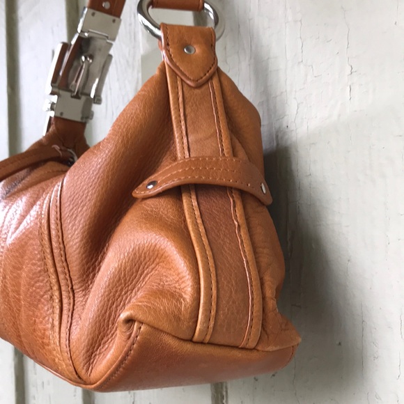 🚫Sold🚫Junior Drake Cognac Bag - Picture 2 of 8